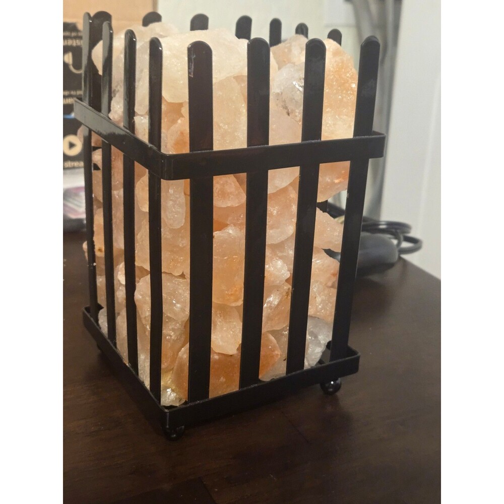 Himalayan Salt Lamp with dimmer. NO BOX